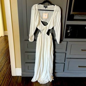 Kittenish maxi dress can be worn on or off shoulder brand new xl